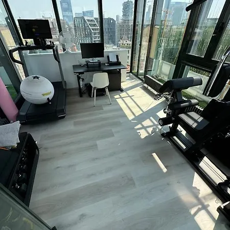 Readmyhostprofile! Luxury 4 Bedroom Penthouse Near Duomo *