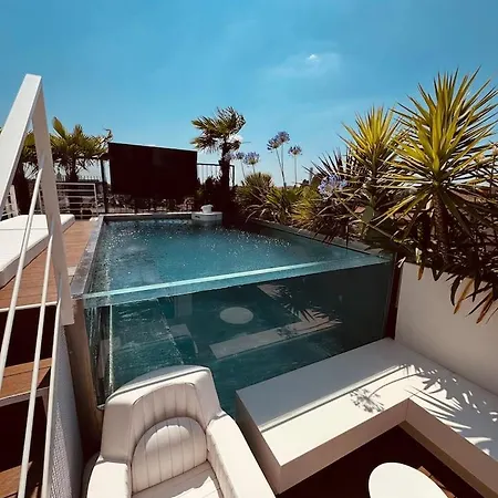 Readmyhostprofile! Luxury 4 Bedroom Penthouse Near Duomo شقة *